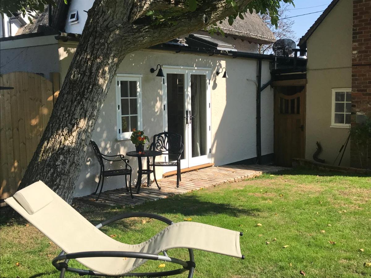 Little Dunmow Corner House Luxury Bnb المظهر الخارجي الصورة