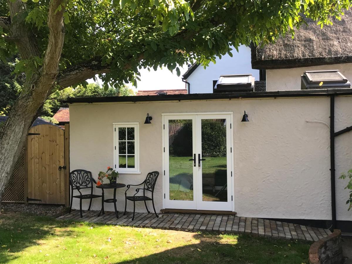 Little Dunmow Corner House Luxury Bnb المظهر الخارجي الصورة