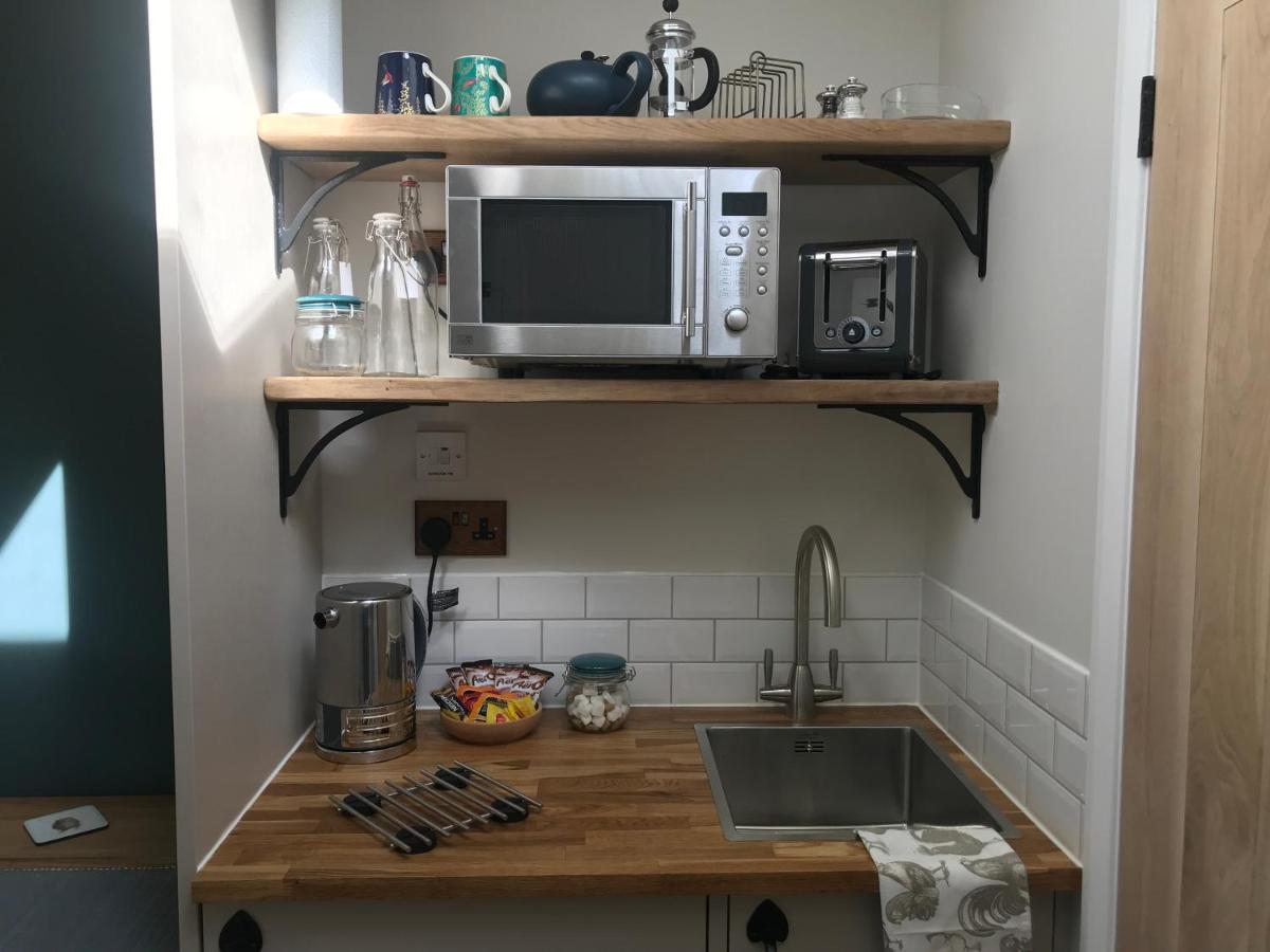Little Dunmow Corner House Luxury Bnb المظهر الخارجي الصورة